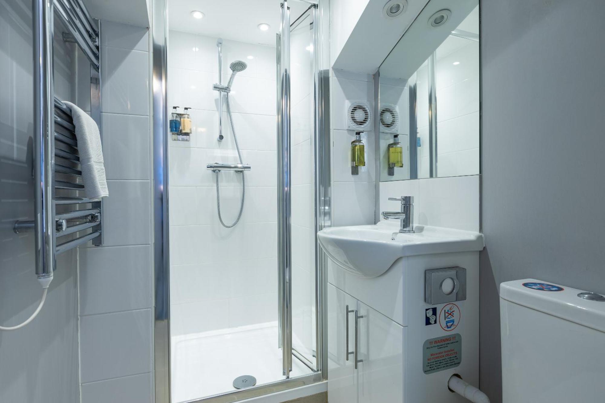 Blue Boar Hotel Maldon Δωμάτιο φωτογραφία